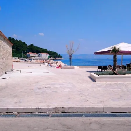 Rooms By The Sea Jelsa, Hvar - 127 Guest house Jelsa (Hvar)